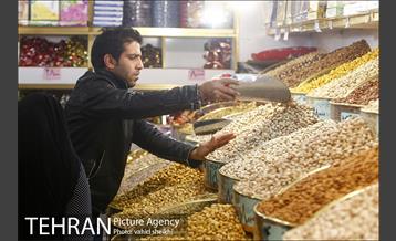 خرید شب یلدا در بازار تهران 10