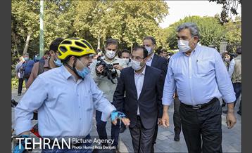 بازدید سفرای اروپایی و شهردار تهران از موزه صلح 14