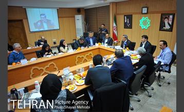 نشست ناصر امانی معاون برنامه ریزی توسعه شهری و امور شورا 12