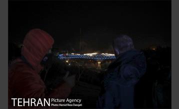 نورافشانی ویژه پُل طبیعت در شب نوروز ۱۴۰۰