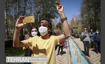 اجرای گروه موسیقی فانوس در باغ فردوس 20