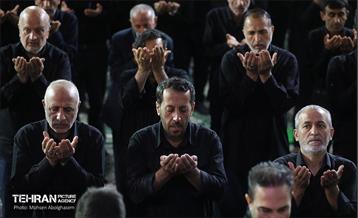 اقامه نماز ظهر عاشورا 16