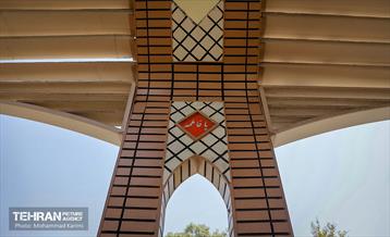 نخستین ایستگاه اتوبوس‌های بی آر تی با معماری ایرانی و اسلامی  8