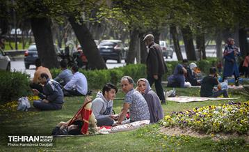 روز طبیعت در پارک ساعی و حاشیه اتوبان مدرس  47