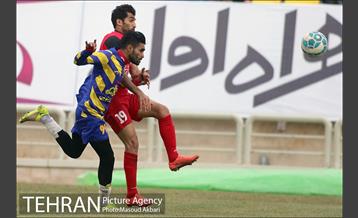 دیدار دوستانه تیم های فوتبال پرسپولیس و پارس جنوبی جم