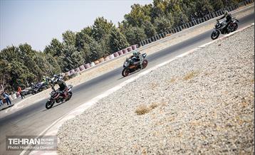 راند اول مسابقات موتور ریس آقایان و بانوان 16