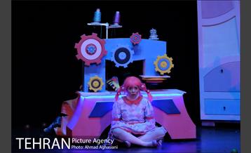 نمایش "شب اسرارآمیز" 15