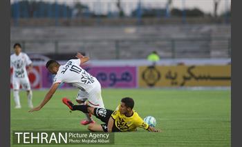 دیدار راه آهن و پدیده در لیگ برتر فوتبال 20