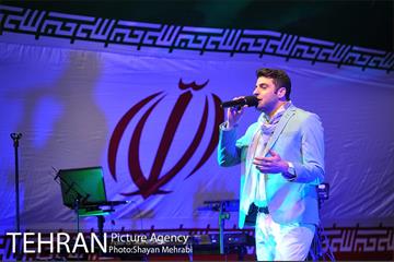 جشن بزرگ روز جمهوری اسلامی در منطقه گردشگری عباس آباد 4