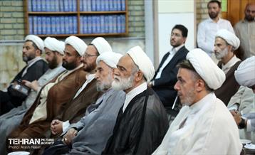 نشست ائمه جماعات با شهردار منطقه 10 31