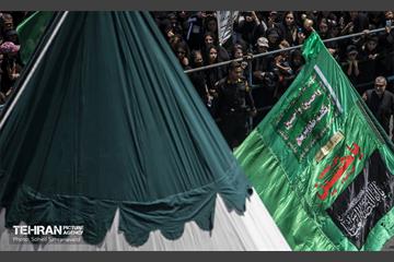 خیمه سوزان ظهر عاشورا در چهارراه گلوبندگ 15