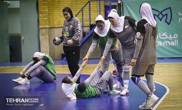 تمرین تیم ملی هندبال زنان ایران 8