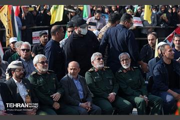 مراسم تشییع پیکر شهید سردار عباس نیلفروشان - ۱ 52