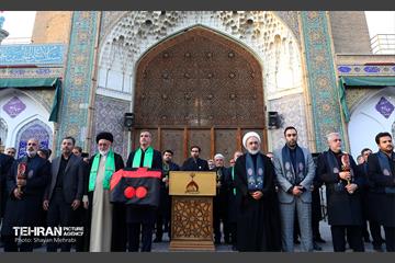 اهتزاز پرچم حرم سیدالشهدا(ع) بر فراز گنبد حرم عبدالعظیم حسنی(ع) 35