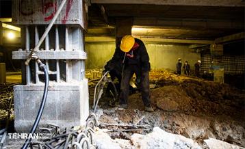 اینجا کارگاهه؛ پارکینگ طبقاتی نیایش 38