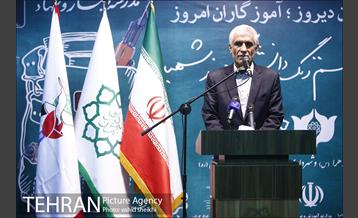 نواختن زنگ دانش آموز شهید در روز اول مهر 17