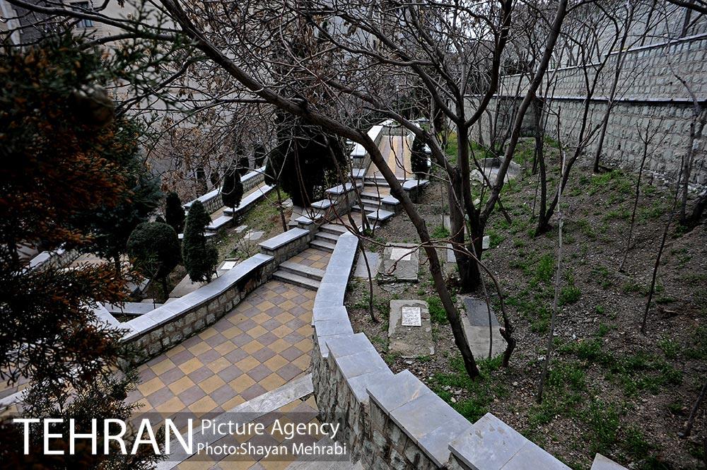 گورستان جوزدرختک (آجودانیه) 40