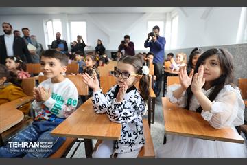 آیین بهره‌برداری از پروژه‌های منطقه ۱۸ شهرداری تهران 13