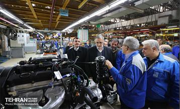 بازدید شهردار تهران از شرکت ایران‌خودرو 24