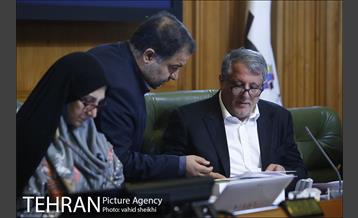 ارائه لایحه برنامه سوم توسعه شهر تهران توسط شهردار به شورای شهر  29