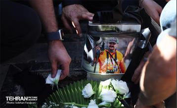 مراسم تشییع و خاکسپاری حمیدرضا درجاتی 1