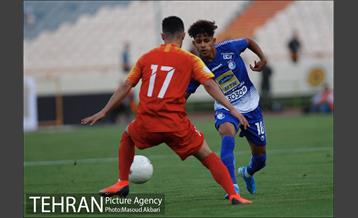 دیدار تیم های استقلال تهران و فولاد خوزستان 2