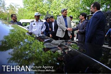 بازدید شهردار تهران از موزه سینما 32