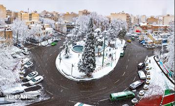 روز برفی در منطقه 6