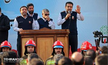 تشییع پیکر شهید آتش‌نشان «قریب رضا دارابی» -1 27