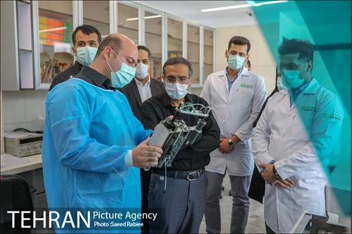 بازدید مدیرکل اداره تجهیزات پزشکی از شرکت نویان نگین پارسیان 34