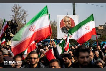 تشییع پیکر مطهر شهدای ناوشکن دنا