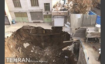 رانش زمین در خیابان مولوی