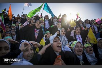 اجتماع بزرگ نوجوانان غرب تهران در پویش سلام فرمانده 35