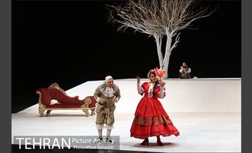 نمایش خسیس‎ 15