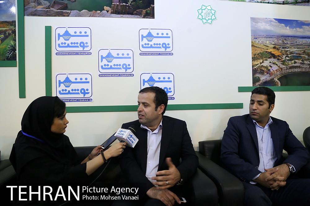 غرفه مرکز ارتباطات در پنجمین روز بیست و سومین نمایشگاه مطبوعات  1