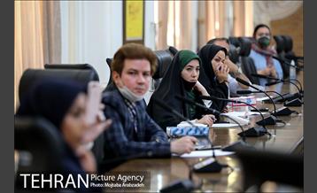 نشست خبری مدیر کل محیط زیست و توسعه پایدار 6