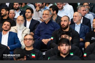 مراسم تجلیل از کشتی‌گیران قهرمان (جشنی برای ایران)  2