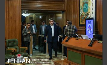 حضور شهردار تهران در صحن علنی شورا شهر 1