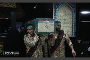 وداع با پیکر مطهر شهید مدافع حرم سیدعلی حسینی 18