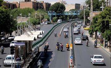 بی قانونی؛ تردد در خطوط بی آر تی 4