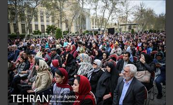 اجرای کنسرت محمد معتمدی 1