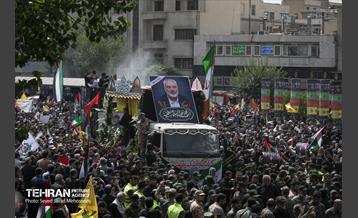 تشییع پیکر شهید اسماعیل هنیه در تهران - 3 30
