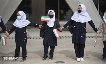 تشکیل حلقه اتحاد دانش آموزی در برج میلاد 27