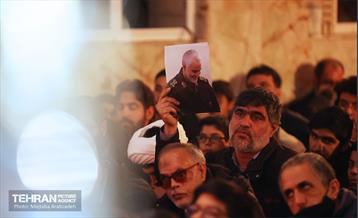 سخنرانی شهردار تهران در مسجد پنبه‌چی 10