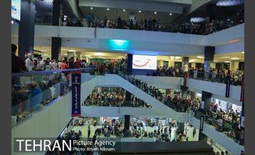 تماشای بازی تیم های ملی ایران و اسپانیا در پردیس سینمایی چارسو  23