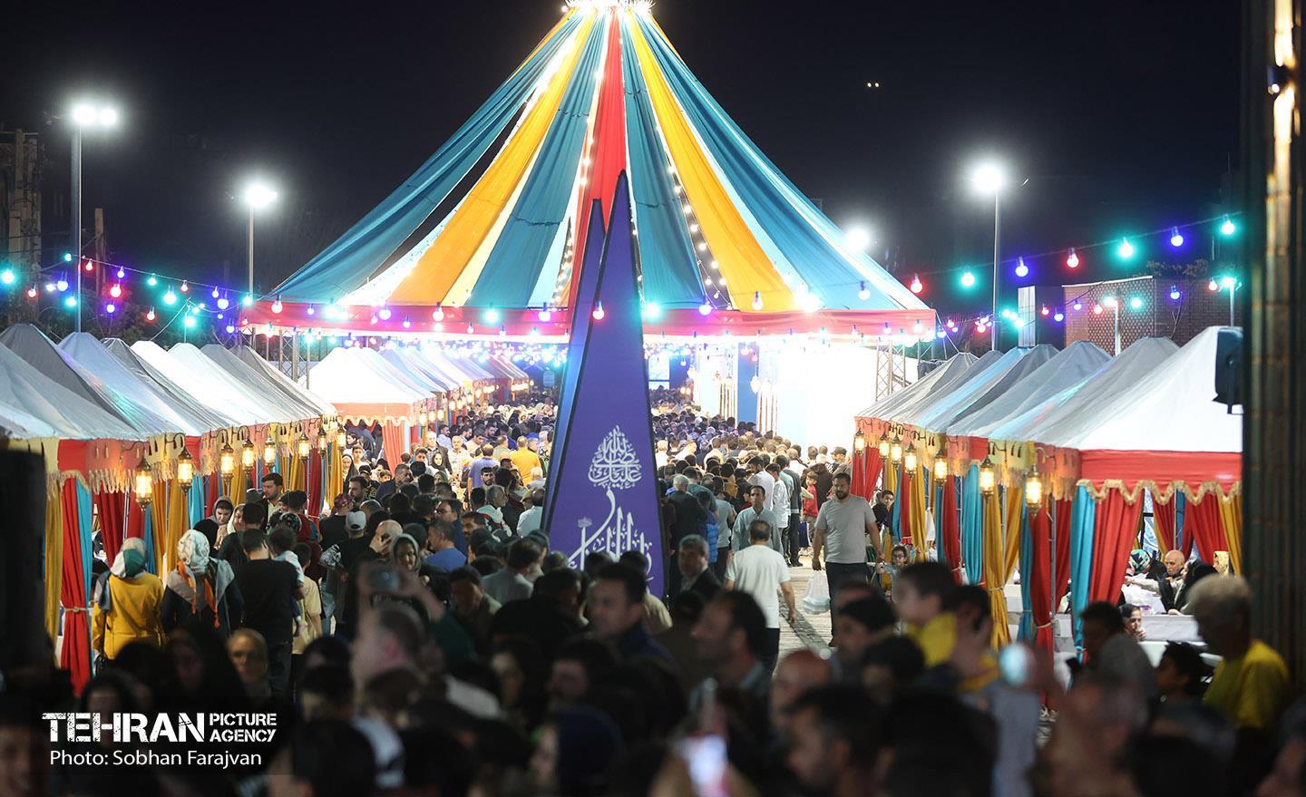 ویژه برنامه «مهمونی شهر» در باغ‌راه حضرت زهرا(س) - ۶ 12