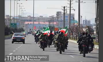 راهپیمایی 22 بهمن در منطقه بیست 13