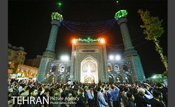 مراسم شب احیای ماه رمضان در امامزاده صالح(ع) 38