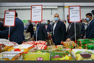 بازدید شهردار تهران از فروشگاه شهروند و میادین میوه تره بار 26