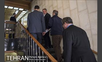 جلسه شورای شهر  25